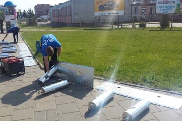 Rozpoczął się montaż nowych stacji rowerowych w Białymstoku