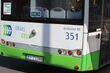 Star uderzył w autobus i osobówkę. Jedna osoba w szpitalu