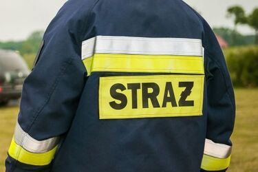 Flagi na wozach i jednostkach. Akcja protestacyjna strażaków