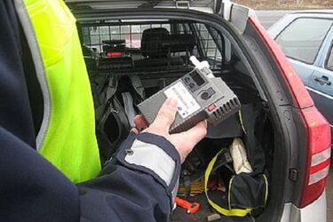 Pijany ojciec wiózł dwójkę dzieci. Grozi mu kara więzienia