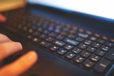 Przez Internet namawiał chłopców na spotkania. 26-letni pedofil zatrzymany