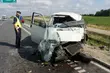 Czołowe zderzenie busa i ciężarówki. Jest ofiara śmiertelna
