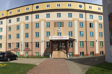 Akademicka Policealna Szkoła Medyczna