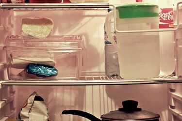 Złodziej najadł się i zasnął w miejscu włamania