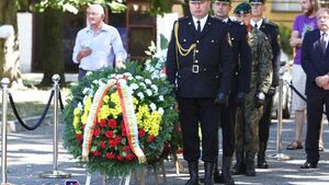 Zawsze trzeba walczyć o godność i wolność. 72 lata temu wybuchło powstanie w  getcie [ZDJĘCIA]