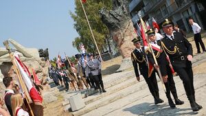 Syreny i salwa honorowa przypomną o rocznicy wybuchu II wojny światowej