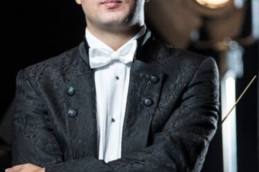 Młody dyrygent w Operze i Filharmonii Podlaskiej