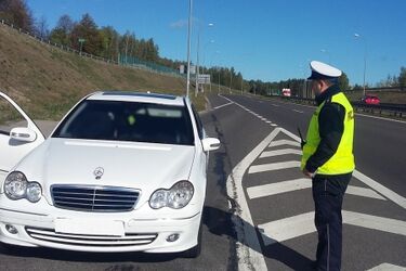 Białystok i okolice - ponad 100 mandatów za szybką jazdę