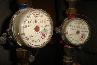 Przyszli spisać stan liczników, okradli mieszkanie