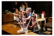 Piosenki Toma Waitsa śpiewane w kuchni. Spektakl w Akademii Teatralnej