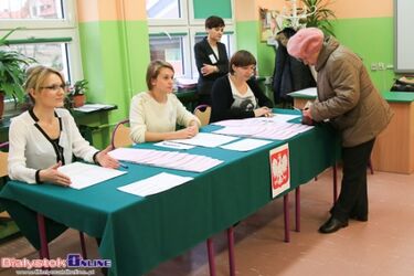 Pozostał tydzień, by dopisać się do rejestru wyborców