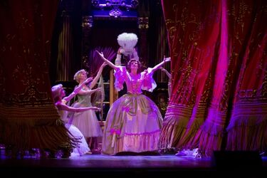 "Upiór w operze" na sylwestra. Słynny musical i bal