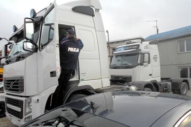 Podlaska policja zatrzymała skradzione we Francji tiry
