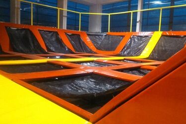 Nowe oblicze hali mięsnej. Otwiera się Park Trampolin [WIDEO]