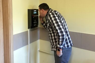 Jest kolejny ogólnodostępny alkomat