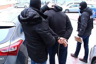 Bili, grozili i przetrzymywali swoich "dłużników". Zatrzymano członków grupy przestępczej