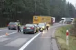 26-latek zginął pod kołami samochodu. Leżał na środku drogi