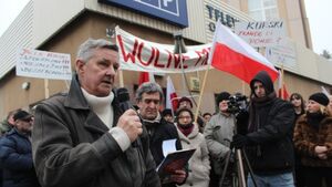 Białostoczanie wyszli na ulice. W obronie mediów, przeciw PiS-owi [ZDJĘCIA]