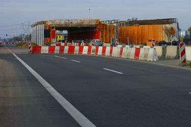 Droga Białystok - Warszawa ekspresowo. Jest już ostatnia umowa na S8