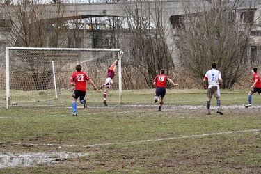Podlaski futbol. Zaległości w IV lidze i sparingi. Wyniki weekendowych spotkań