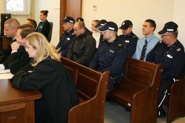 Brutalnie zgwałcili i zamordowali młodą dziewczynę. Nie zgadzają się z wyrokiem sądu