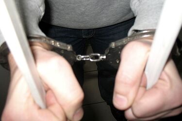 Fatalna pomyłka. Pociął nożem nie tego co trzeba. Agresor trafi przed sąd