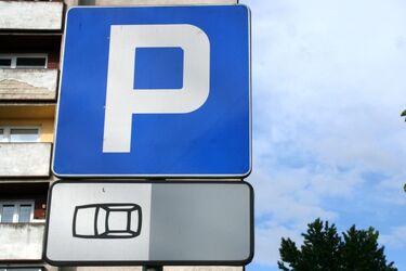 Firma z Hryniewicz wykona 250 miejsc parkingowych na kilku osiedlach