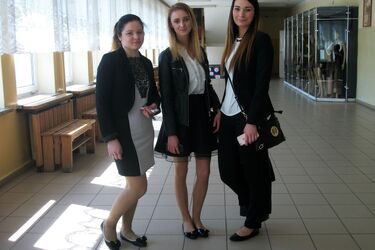 Matura z języka polskiego. Była "Lalka", "Dziady" i sms-y. Maturzyści zadowoleni [ARKUSZE]