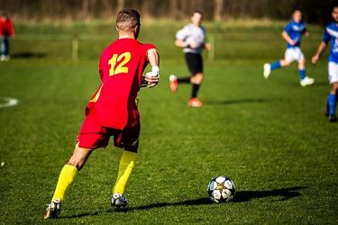 Podlaski futbol. Gra IV liga, KOS i A-klasa. Wyniki weekendowych spotkań