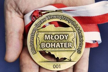 Bohaterskie zachowania będą nagradzane. To inicjatywa ministra MSWiA