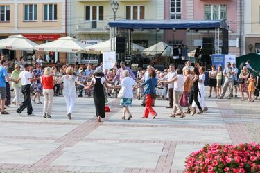 Koncerty i tańce na Rynku Kościuszki. Plenerowa odsłona Festiwalu "Zachor" [ZDJĘCIA]