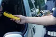 Spowodował kolizję i uciekł. Dzień wcześniej stracił prawo jazdy 