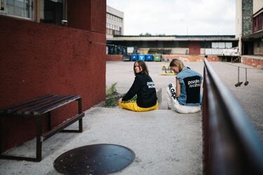 Pozdro Techno De Luxe - powstała nietypowa kolekcja odzieży