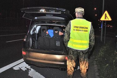 5 obywateli Wietnamu zatrzymano w Jurowcach. Do Polski przyjechali nielegalnie