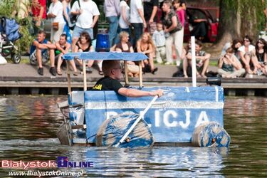 Pokażą najoryginalniejsze statki wodne z całej Polski. Pływanie na byle czym w Augustowie