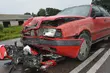 16-latek i jego 12-letni pasażer trafili do szpitala po zderzeniu z samochodem