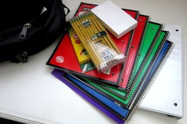 Pomóż Im skompletować wyprawkę. Fundacja prosi o przekazywanie przyborów szkolnych