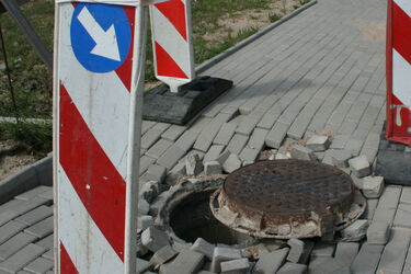 Utrudnienia drogowe. Będą zawężenia 5 jezdni, m.in. na dużym skrzyżowaniu