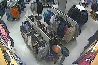 Kradli w białostockich galeriach handlowych. Byli do tego profesjonalnie przygotowani