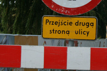 Na ulicach będą kolejne utrudnienia. Wydłużono też terminy wcześniejszych prac