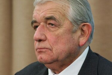 Religa, Bartoszewski, Matka Teresa - 110 propozycji patronów zamiast komunistów