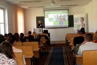 Studenci są zainteresowani targami na UwB. Niektórzy już znaleźli pracę