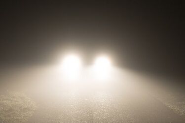 Śmiertelne potrącenie i zderzenie samochodów. Nie żyją 2 osoby