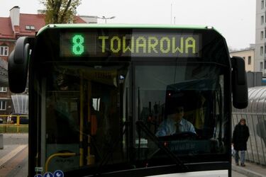 Awaria wodociągu przy ul. Pałacowej. Autobusy będą zatrzymywać się w innych miejscach