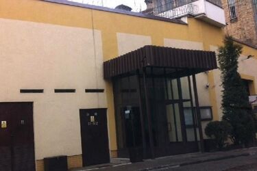 Postanowił zniszczyć bramę Aresztu Śledczego. Daleko nie uciekł