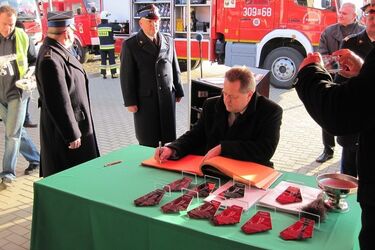 OSP w Jurowcach ma nowy samochód ratowniczo-gaśniczy