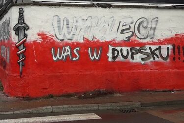 Mural żołnierzy wyklętych znów zniszczony. Nocny pościg za sprawcami