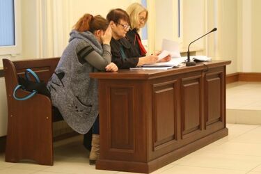 33-letni ojczym dotkliwie pobił noworodka. Prokuratura zabiega o surową karę