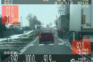 Mężczyzna szalał oplem na drodze. To mogło skończyć się tragicznie