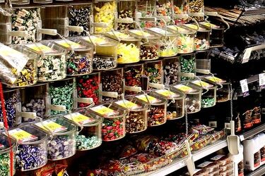 48-latek w święta włamał się do białostockiego hipermarketu. Nakradł na 300 zł
